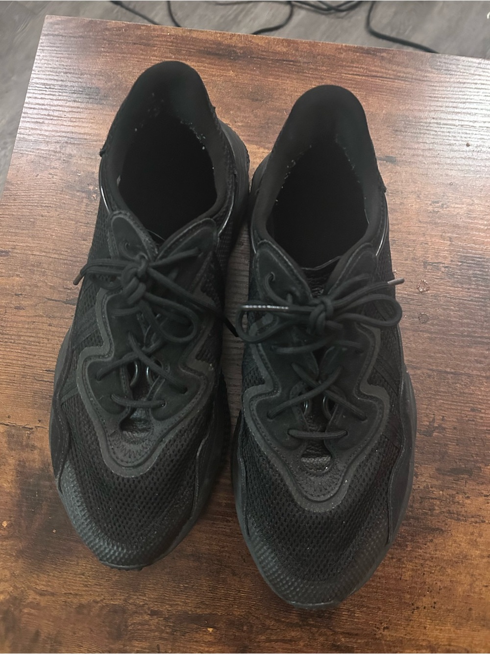 Men's Adidas Ozweego All-Black Athletic Sneakers Size 12